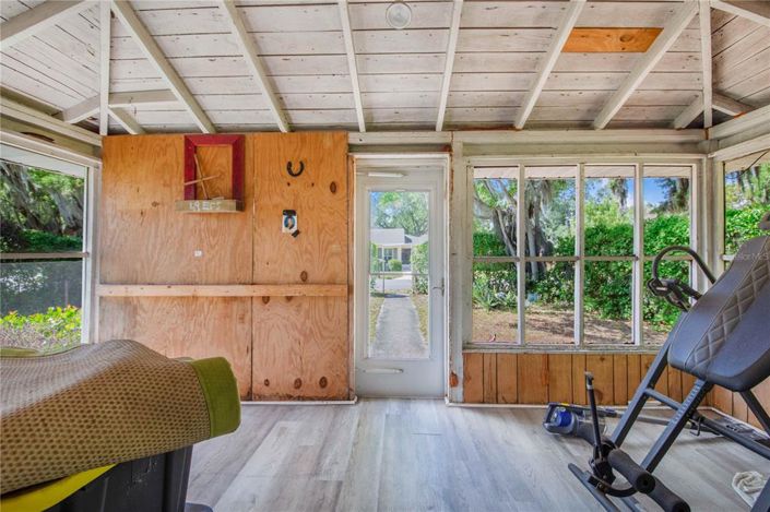 Image No.4-2 Bed House for sale