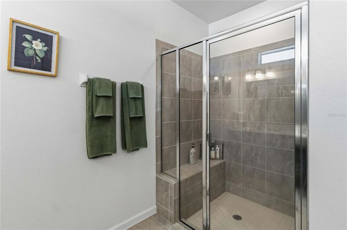 Image No.21-3 Bed House for sale