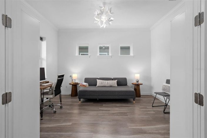 Image No.20-4 Bed House for sale