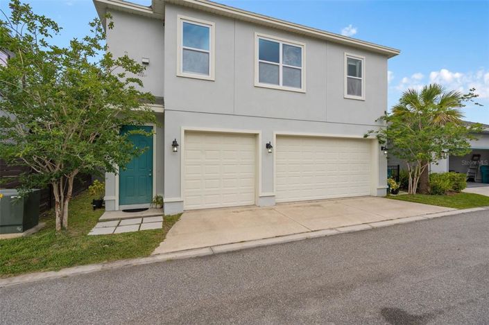 Image No.3-4 Bed House for sale