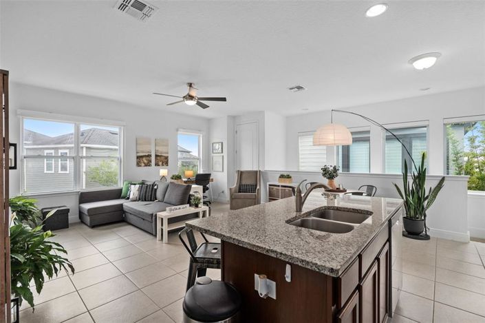 Image No.38-4 Bed House for sale