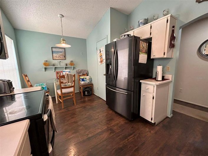 Image No.7-4 Bed House for sale