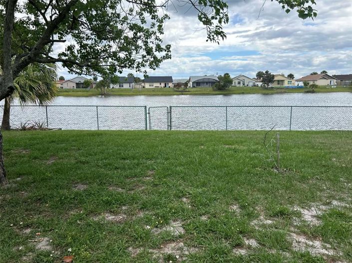 Image No.3-4 Bed House for sale