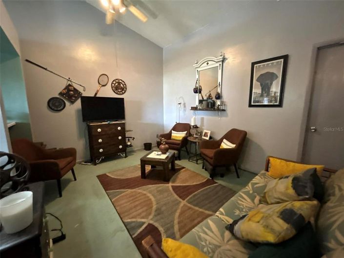 Image No.4-4 Bed House for sale