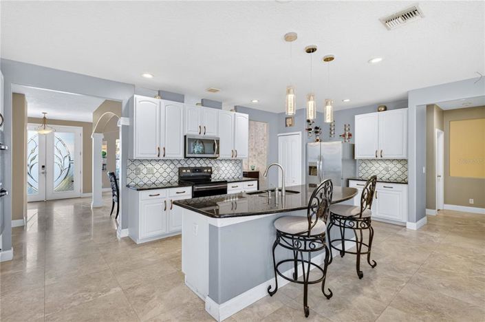 Image No.12-4 Bed House for sale