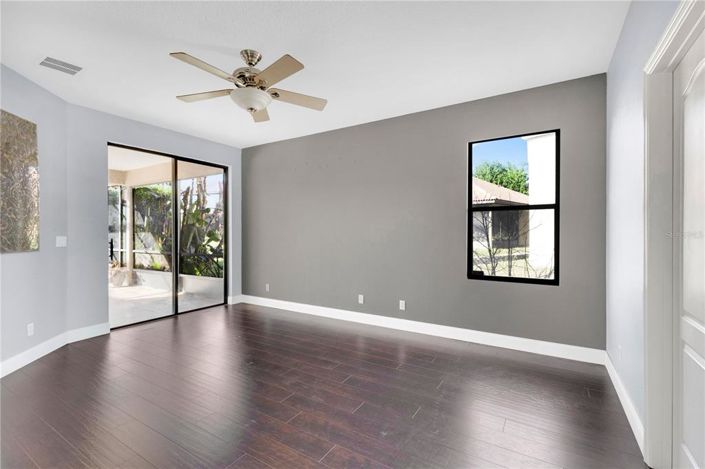 Image No.14-4 Bed House for sale