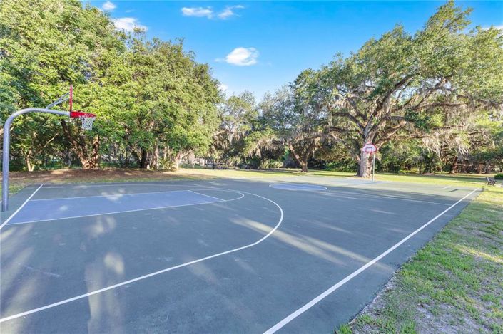 Image No.26-4 Bed House for sale