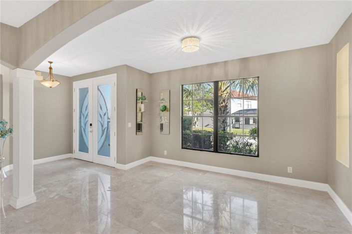 Image No.5-4 Bed House for sale