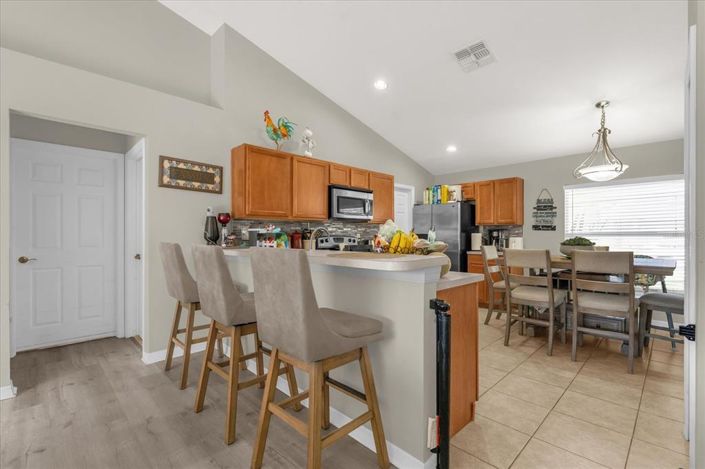 Image No.7-4 Bed House for sale