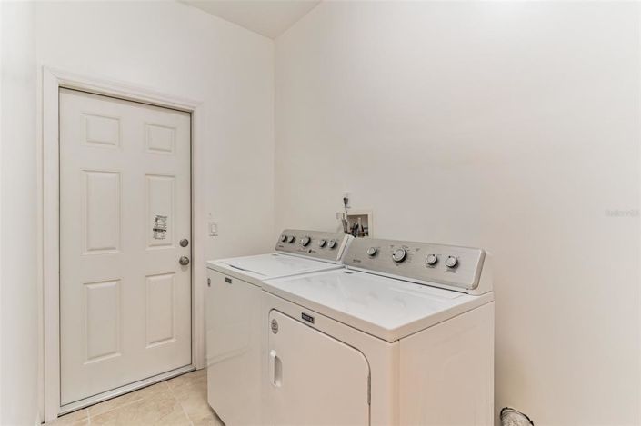 Image No.20-5 Bed House for sale