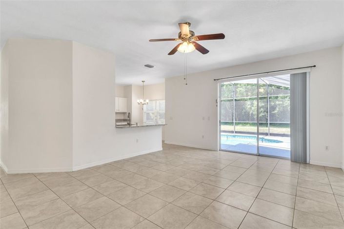 Image No.28-5 Bed House for sale