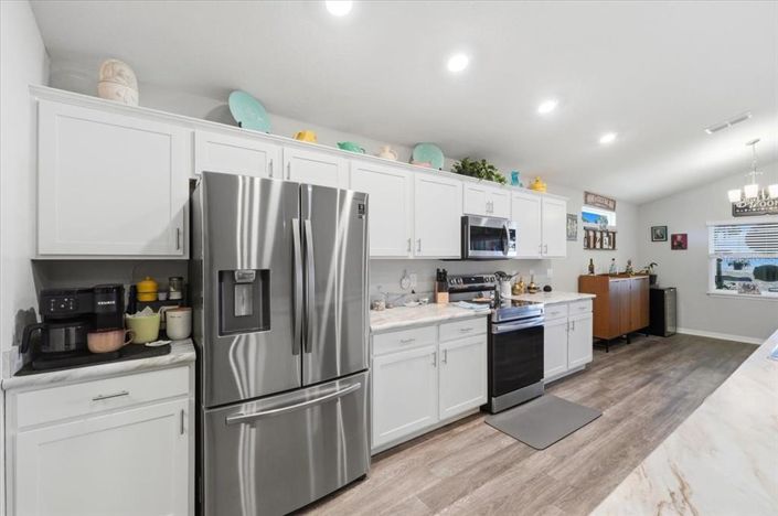 Image No.10-4 Bed House for sale