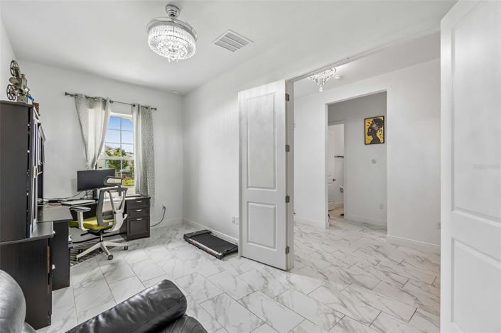 Image No.35-6 Bed House for sale