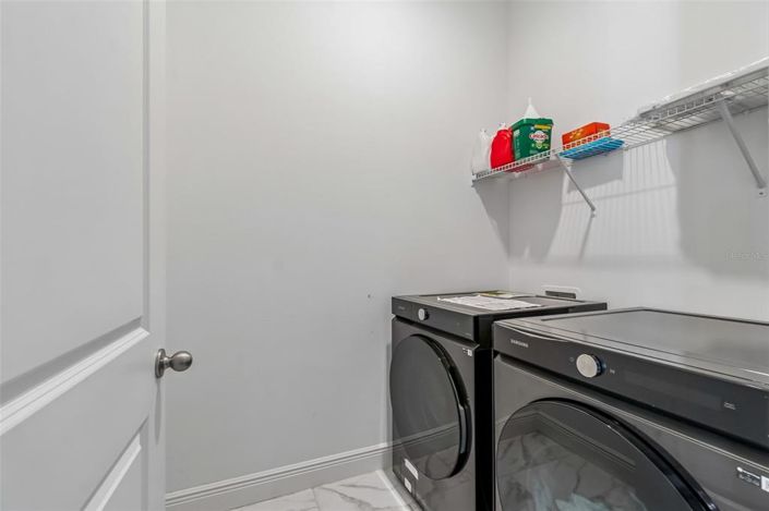 Image No.37-6 Bed House for sale