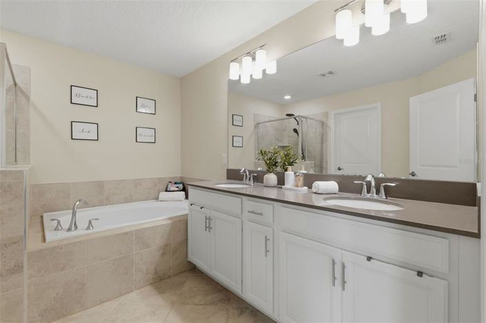 Image No.32-3 Bed House for sale