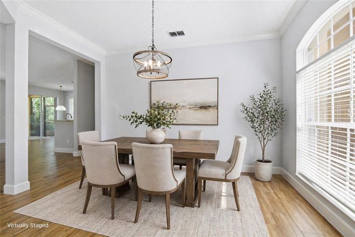 Image No.14-4 Bed House for sale