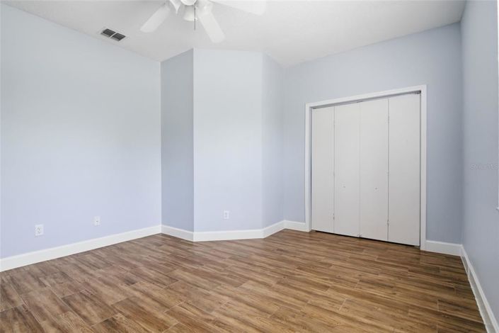 Image No.18-4 Bed House for sale