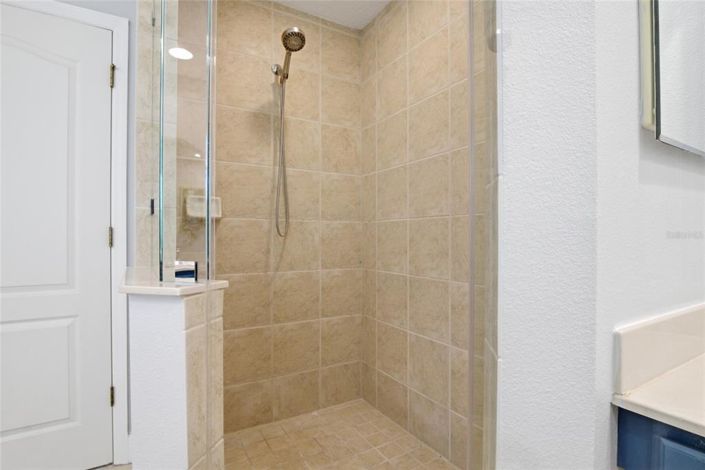 Image No.28-4 Bed House for sale