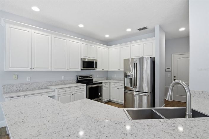 Image No.5-4 Bed House for sale