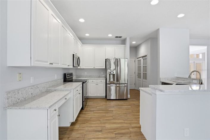 Image No.6-4 Bed House for sale