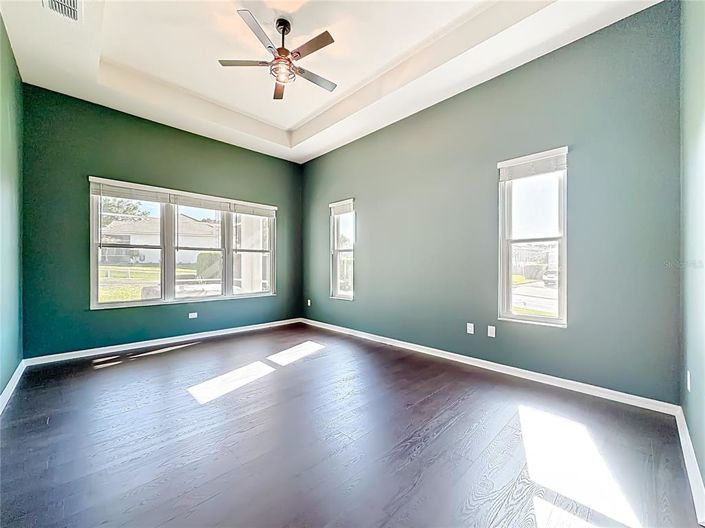 Image No.42-3 Bed House for sale