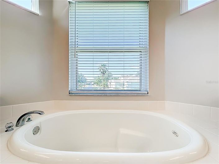 Image No.49-3 Bed House for sale