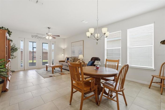 Image No.18-4 Bed House for sale