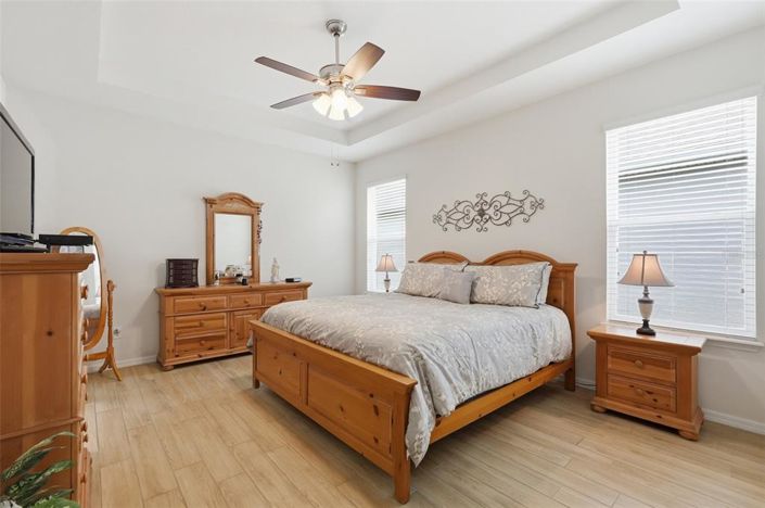 Image No.22-4 Bed House for sale