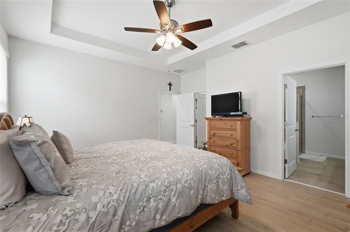 Image No.24-4 Bed House for sale