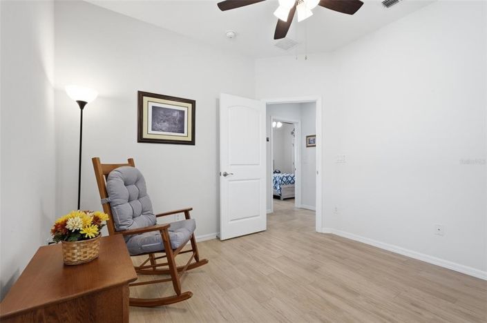 Image No.30-4 Bed House for sale