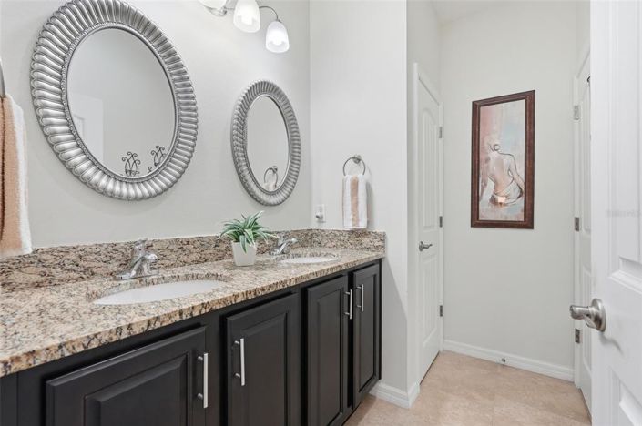 Image No.32-4 Bed House for sale