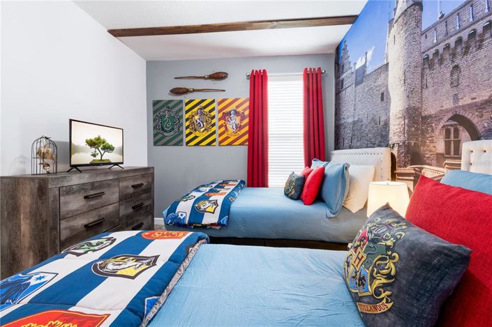 Image No.25-6 Bed House for sale