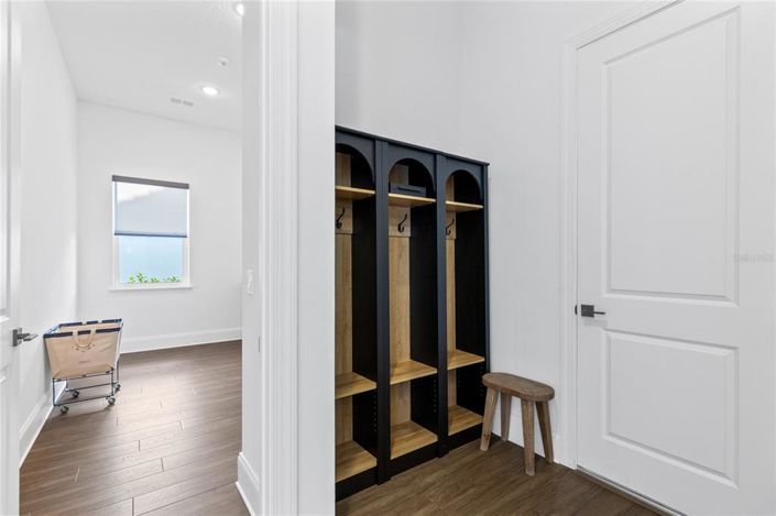 Image No.30-5 Bed House for sale
