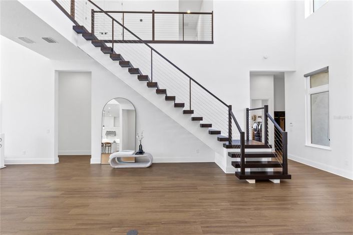 Image No.32-5 Bed House for sale