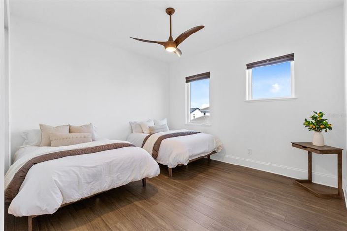 Image No.38-5 Bed House for sale