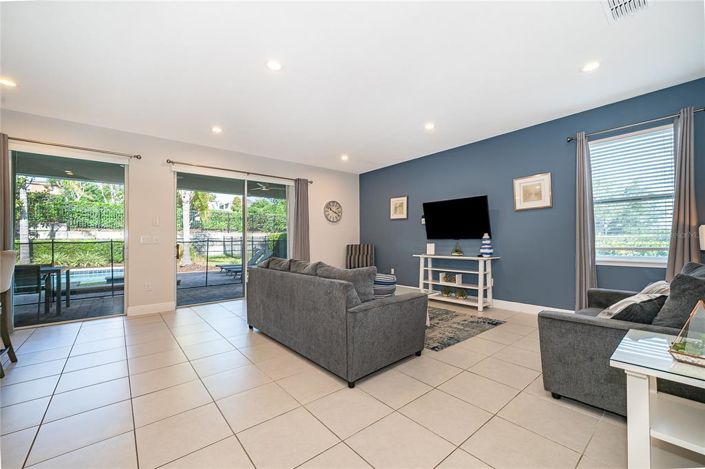 Image No.14-5 Bed House for sale