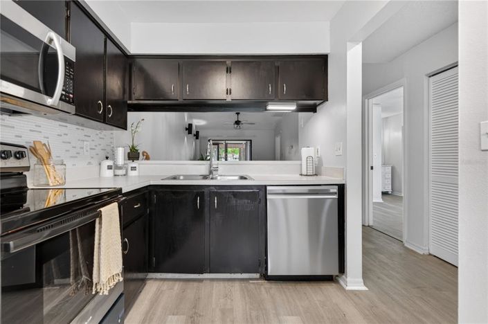 Image No.20-2 Bed Apartment for sale