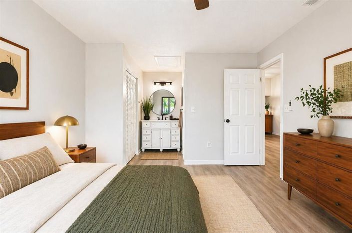 Image No.27-2 Bed Apartment for sale