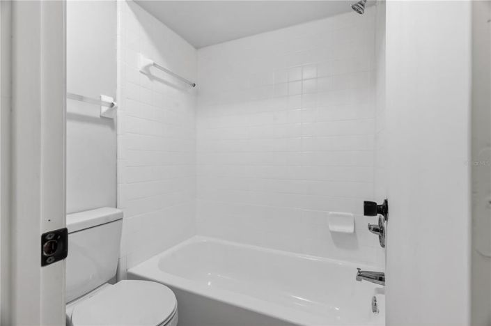 Image No.32-2 Bed Apartment for sale