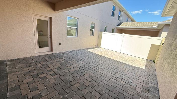 Image No.29-3 Bed Townhouse for sale