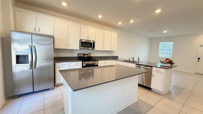 Image No.5-3 Bed Townhouse for sale