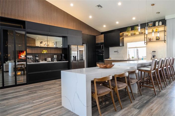 Image No.10-4 Bed House for sale