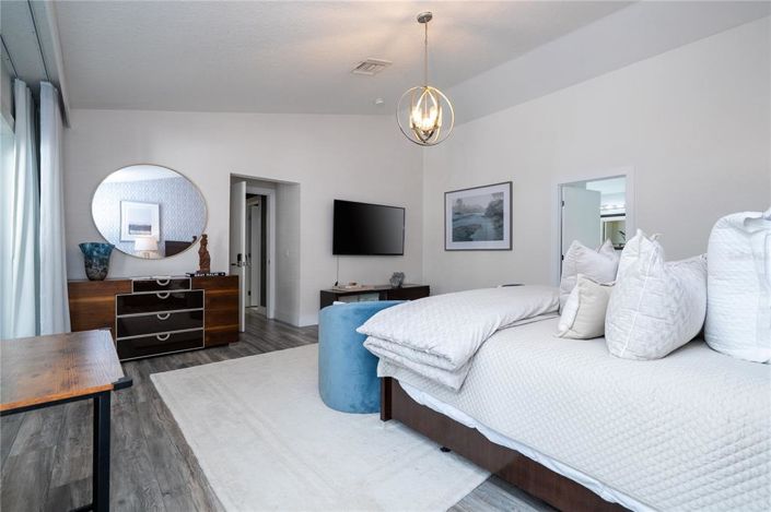 Image No.23-4 Bed House for sale