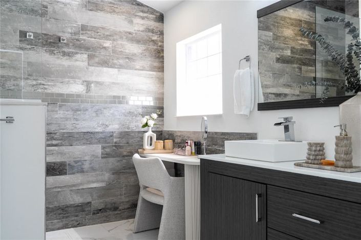 Image No.25-4 Bed House for sale