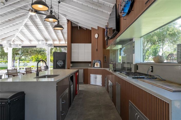 Image No.42-4 Bed House for sale