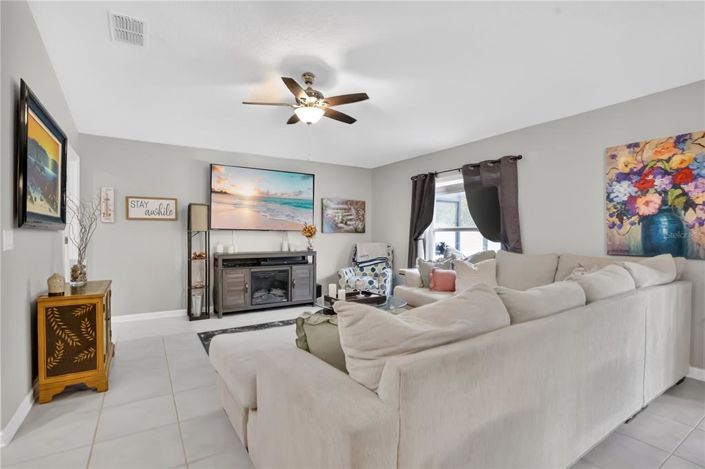 Image No.7-3 Bed House for sale