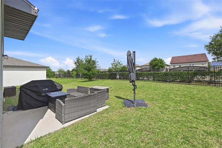 Image No.12-5 Bed House for sale