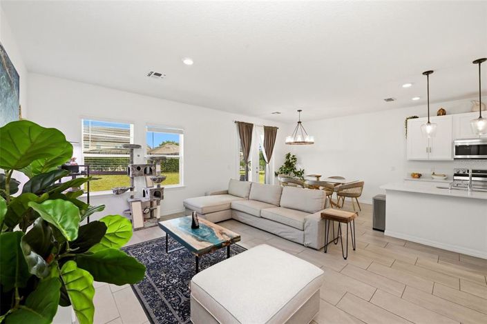 Image No.14-5 Bed House for sale