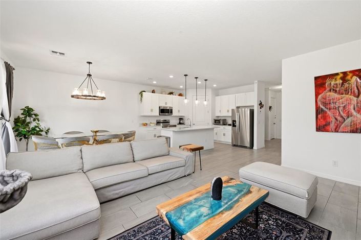 Image No.18-5 Bed House for sale