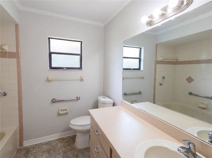 Image No.14-3 Bed House for sale